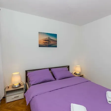 Dalmatinska Kuca Blanka Сasa de vacaciones Kaštela
